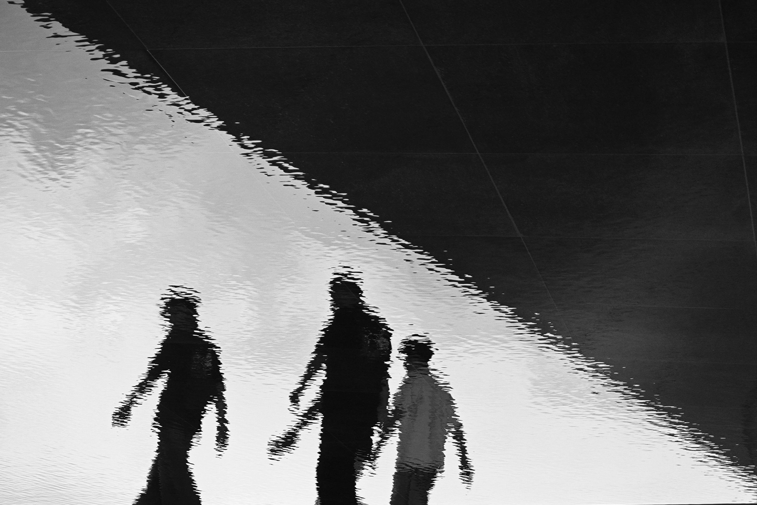 personnes qui marchent